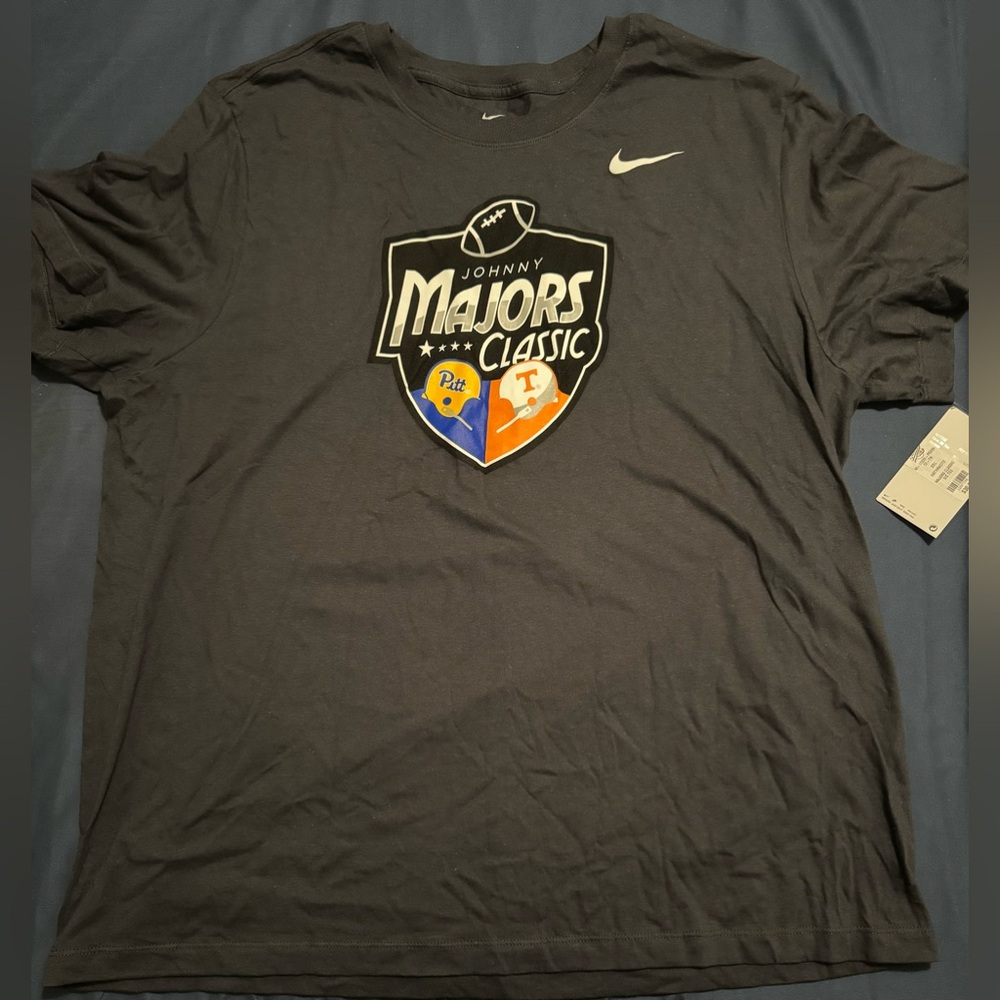 Nike Tennessee Volunteers Pitt Panthers Johnny Majors Classic T-Shirt Men’s XXL
